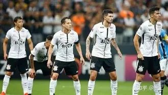 揭秘足坛巅,峰对决,年度中锋王,亚博体育登录入口,亚博体育平台,亚博体育注册网址,亚博体育app,亚博体育官网,亚博体育网站,亚博体育网页版