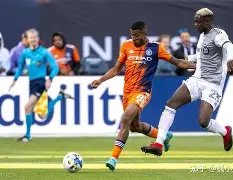 萨卡喜忧参,三分球收获,喜悦,亚博体育登录入口,亚博体育平台,亚博体育注册网址,亚博体育app,亚博体育官网,亚博体育网站,亚博体育网页版